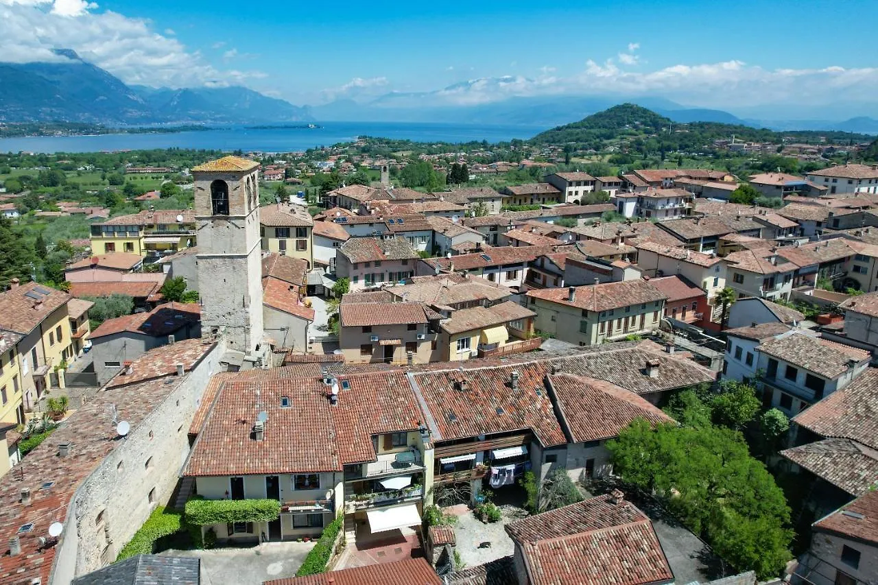 Apartment Appartamento Nel Borgo Manerba del Garda