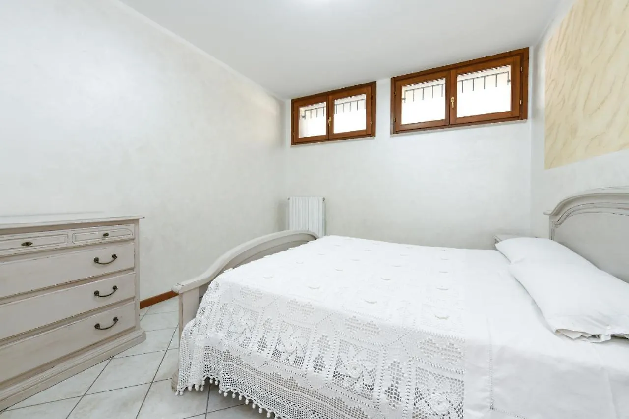 Appartamento Nel Borgo Manerba del Garda 0*,