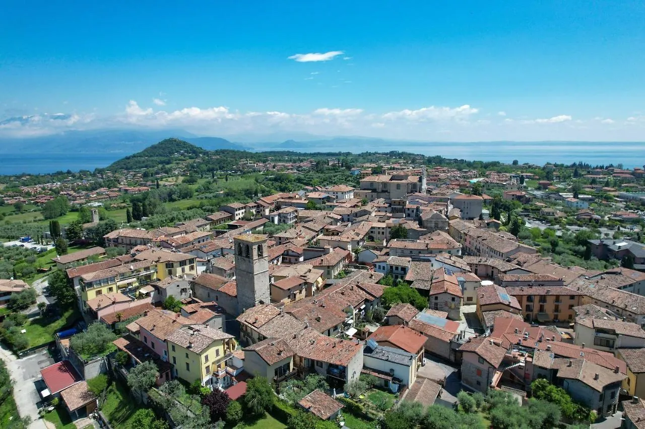 Apartment Appartamento Nel Borgo Manerba del Garda